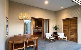 Boutique Villa Jogja Senang
